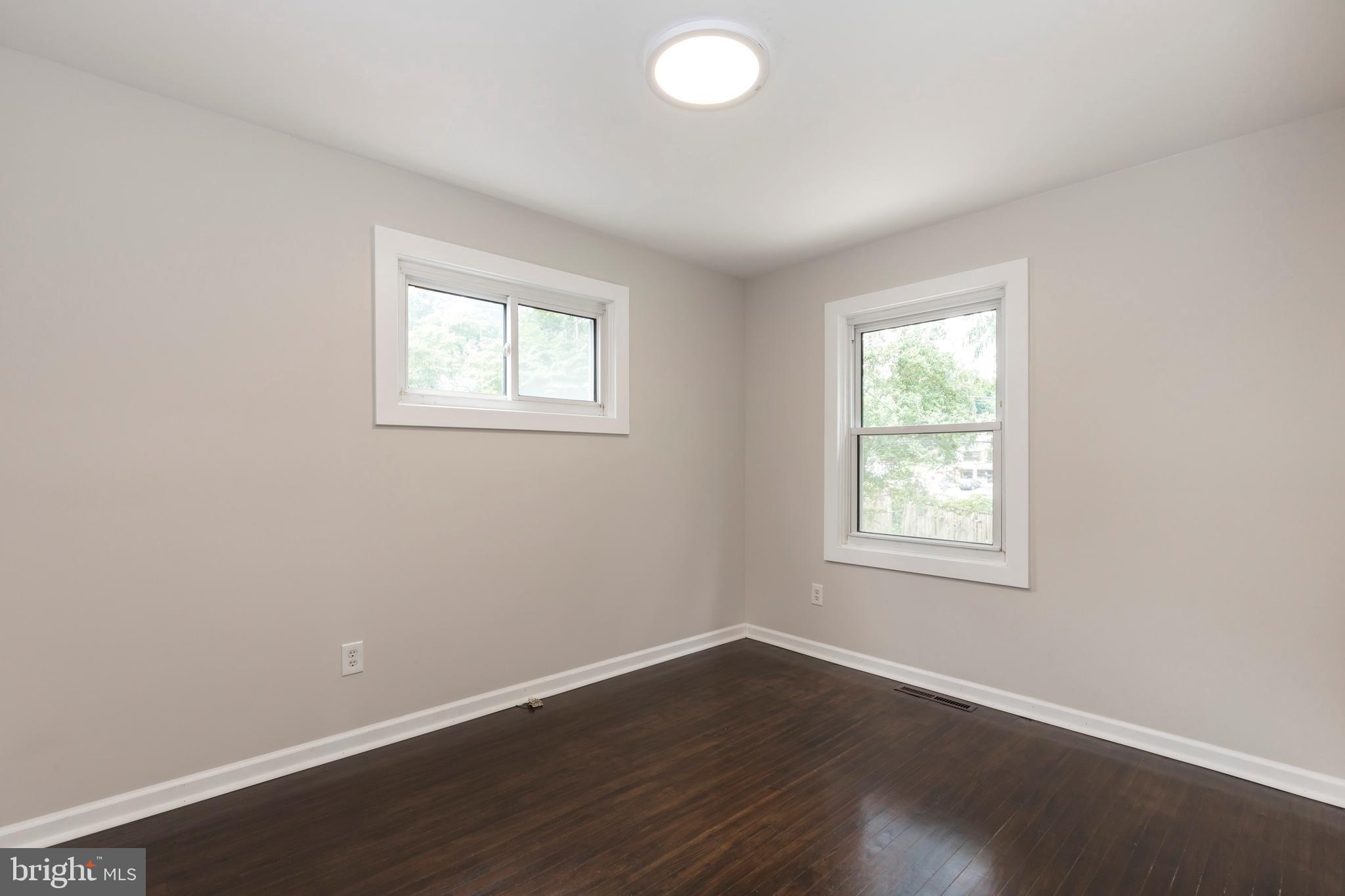 EASTTOWN WOODS - Residential Lease