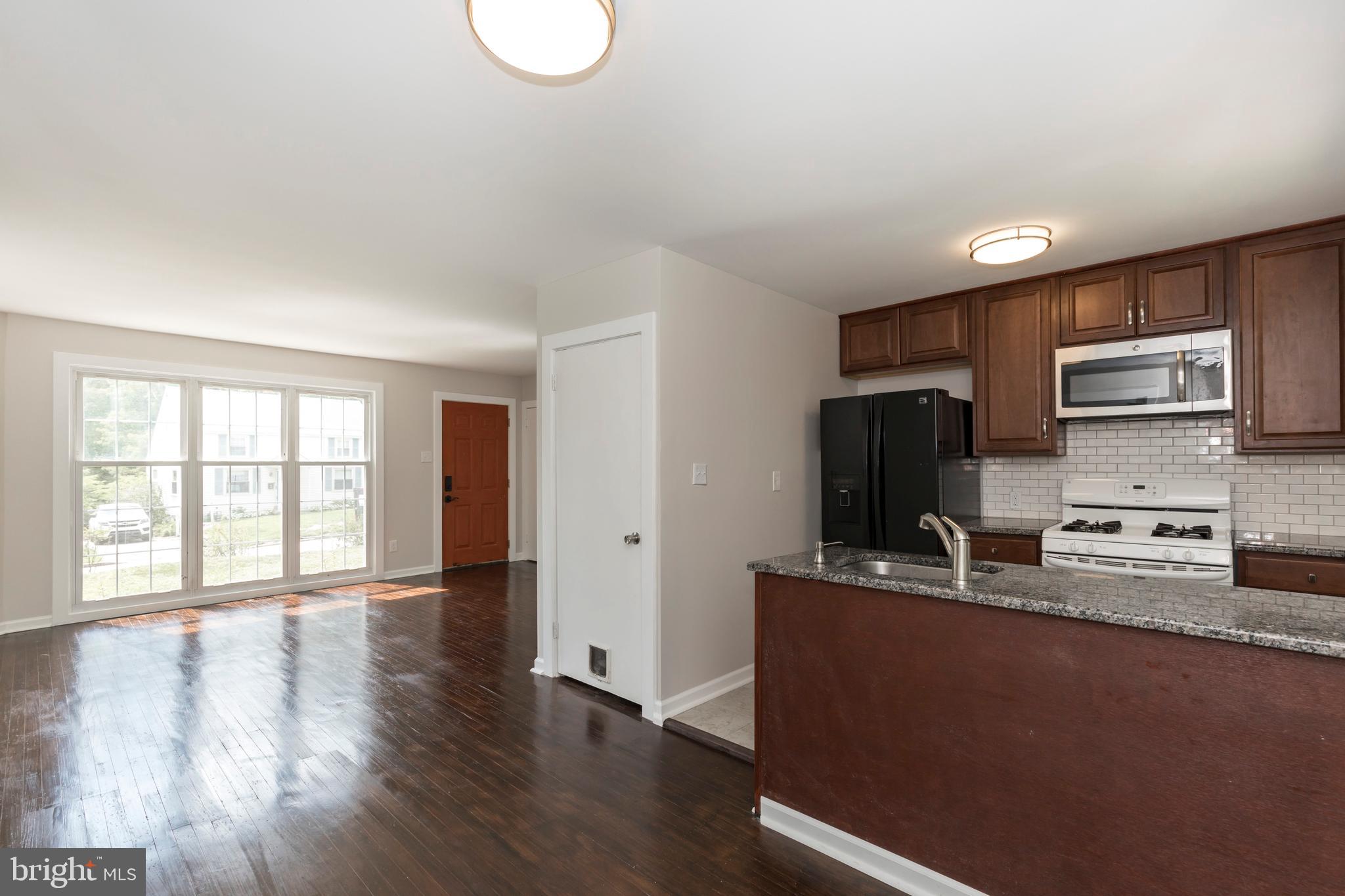EASTTOWN WOODS - Residential Lease
