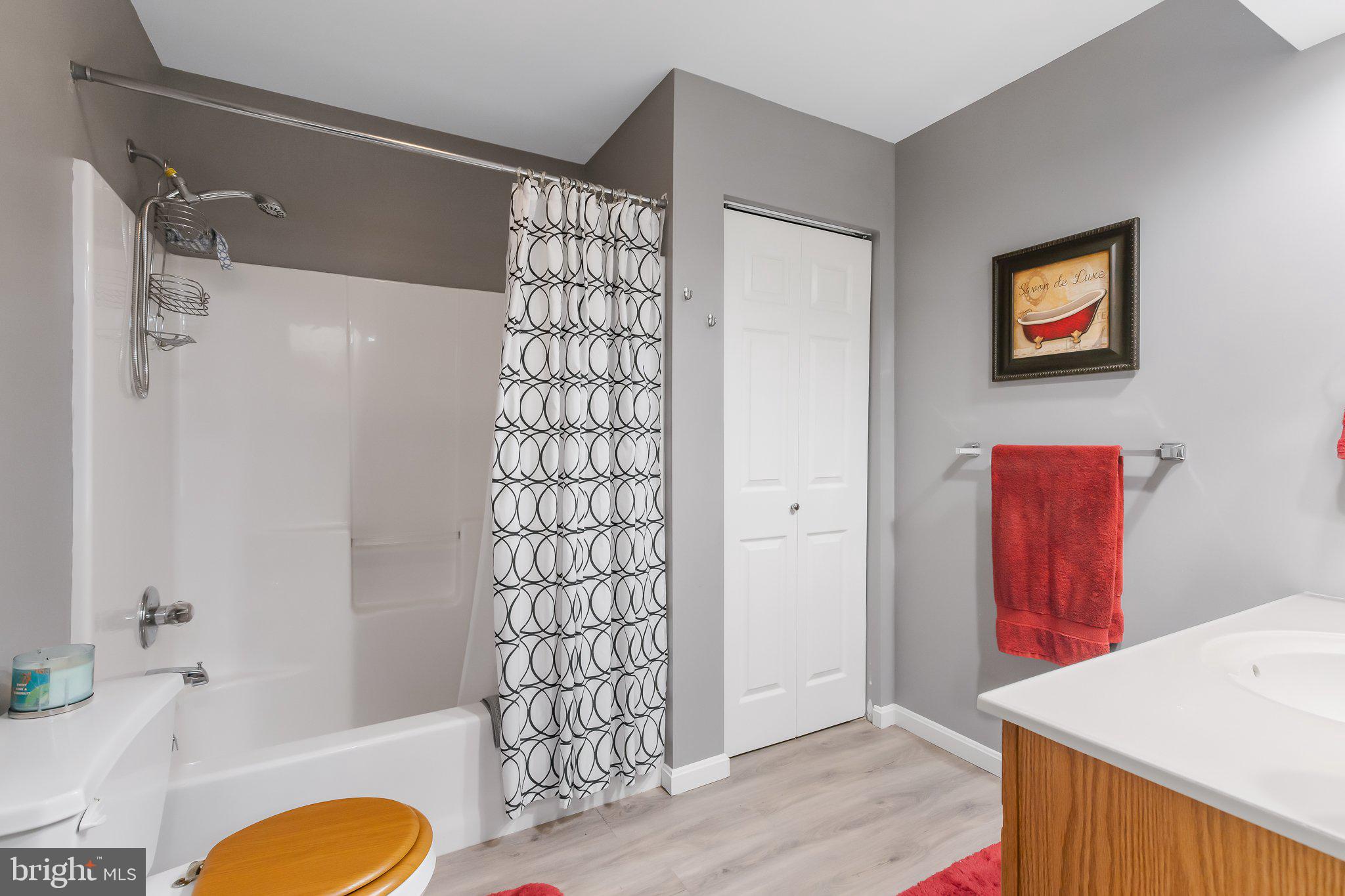 STERLING PLACE - Residential