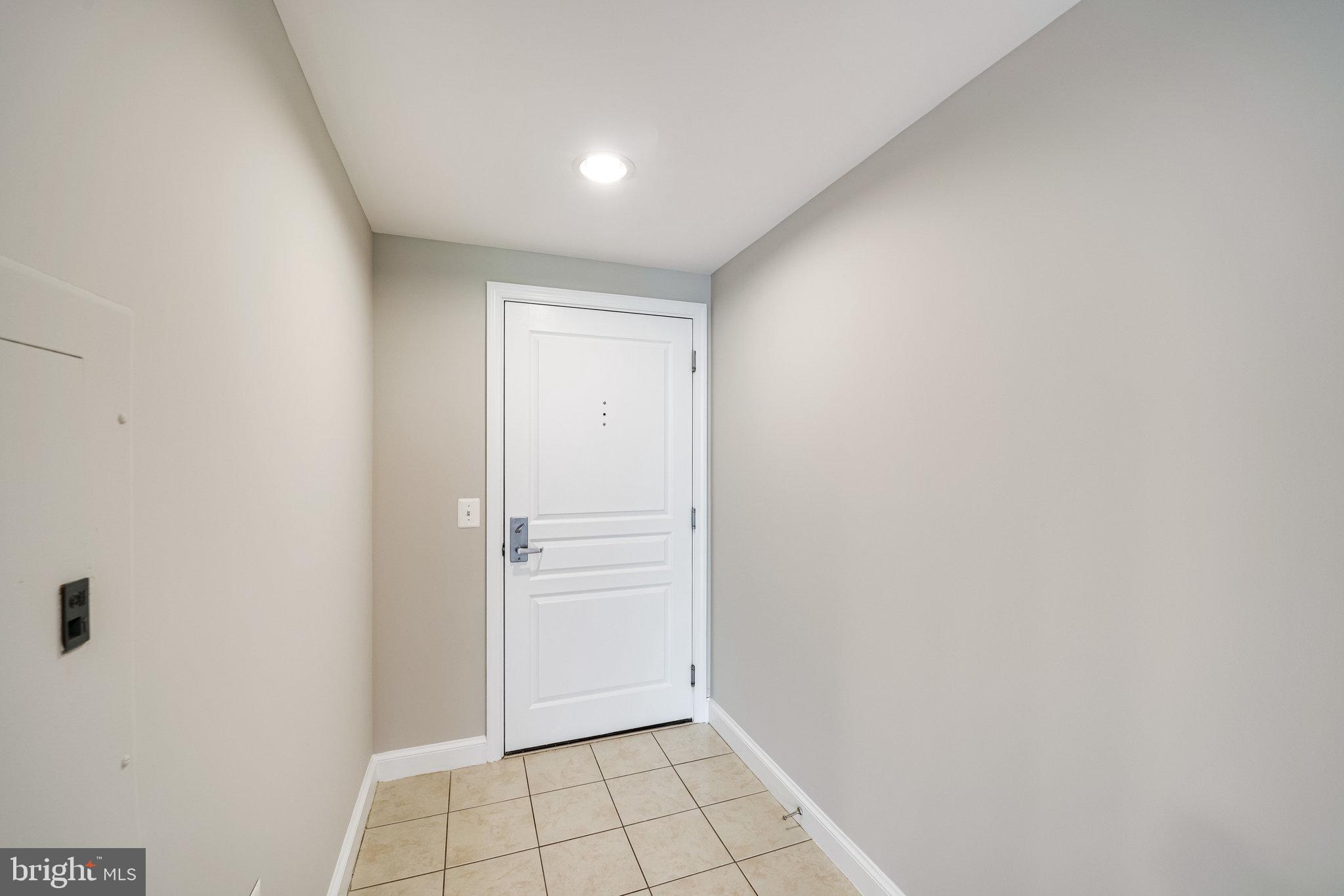 MIDTOWN ALEXANDRIA STATION CONDOMINIUM - Residential