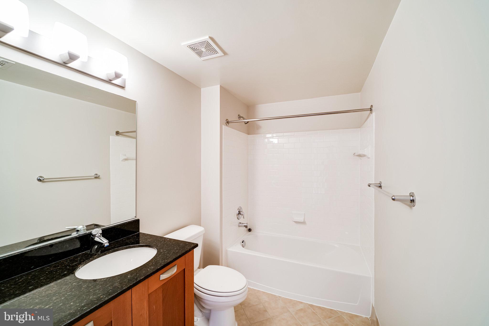 MIDTOWN ALEXANDRIA STATION CONDOMINIUM - Residential