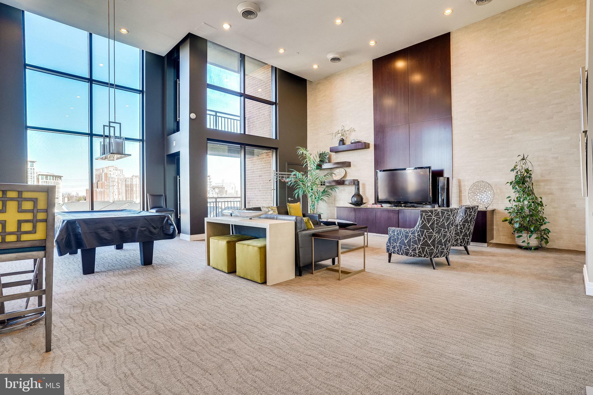 MIDTOWN ALEXANDRIA STATION CONDOMINIUM - Residential