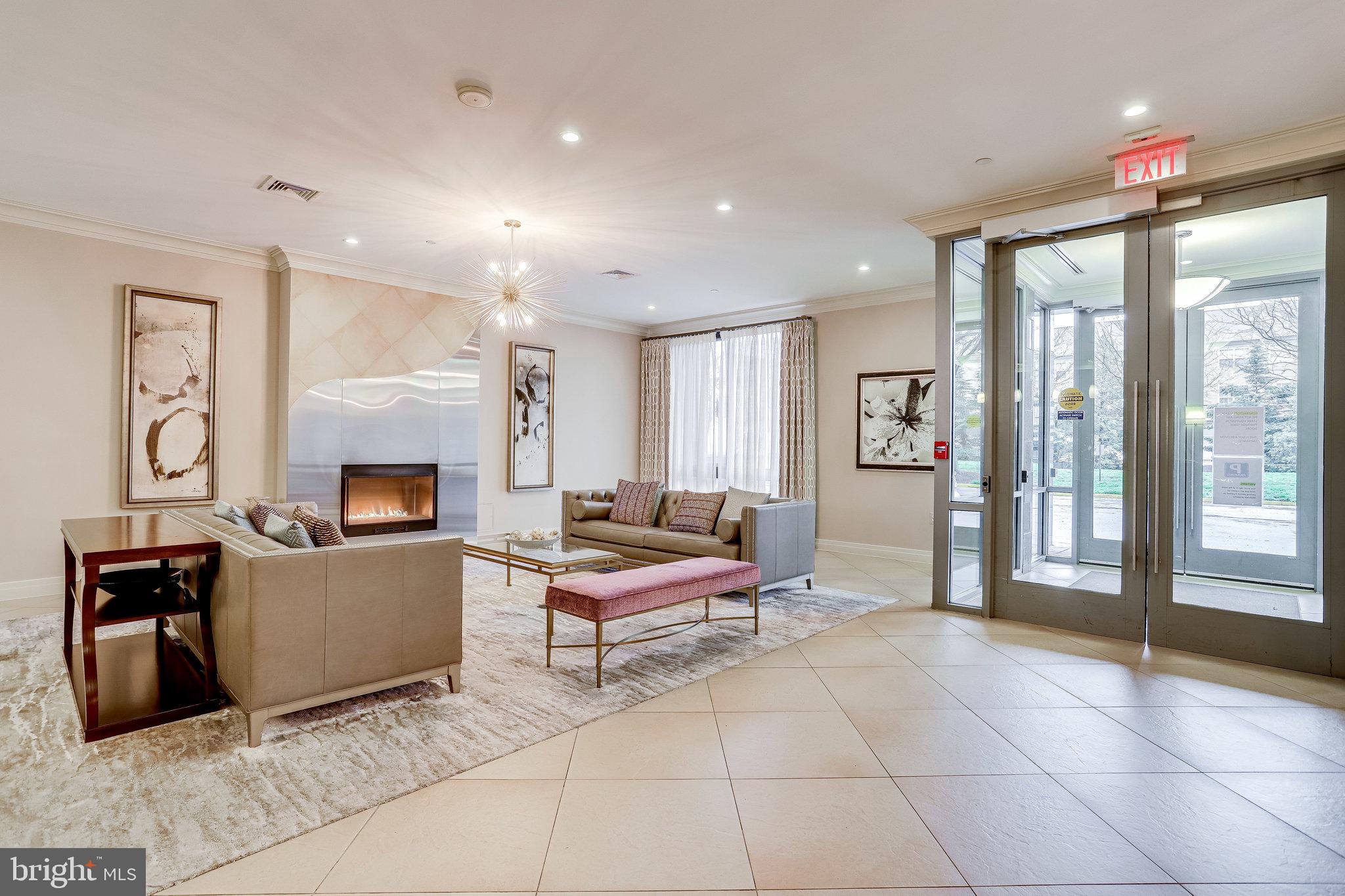 MIDTOWN ALEXANDRIA STATION CONDOMINIUM - Residential