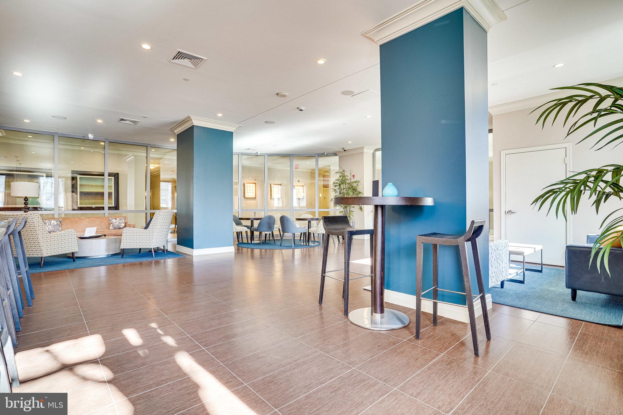 MIDTOWN ALEXANDRIA STATION CONDOMINIUM - Residential