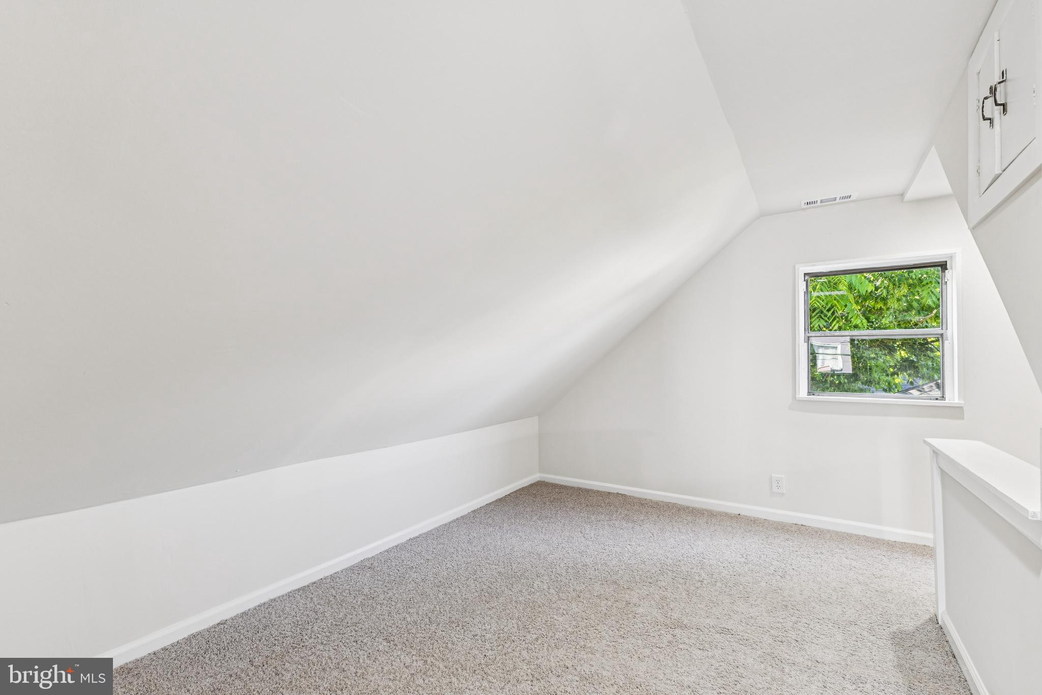 MANASSAS PARK - Residential