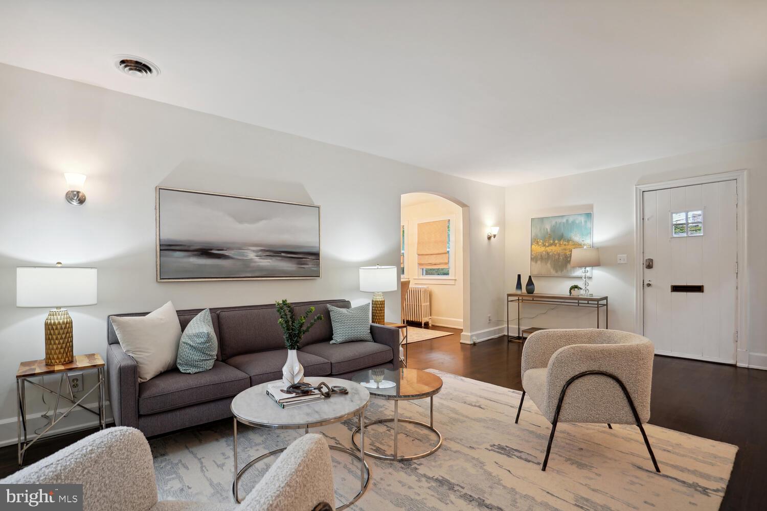 SEVEN OAKS - Residential