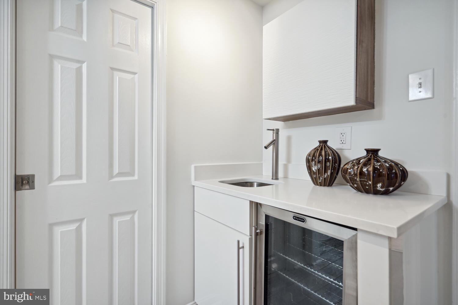 SEVEN OAKS - Residential