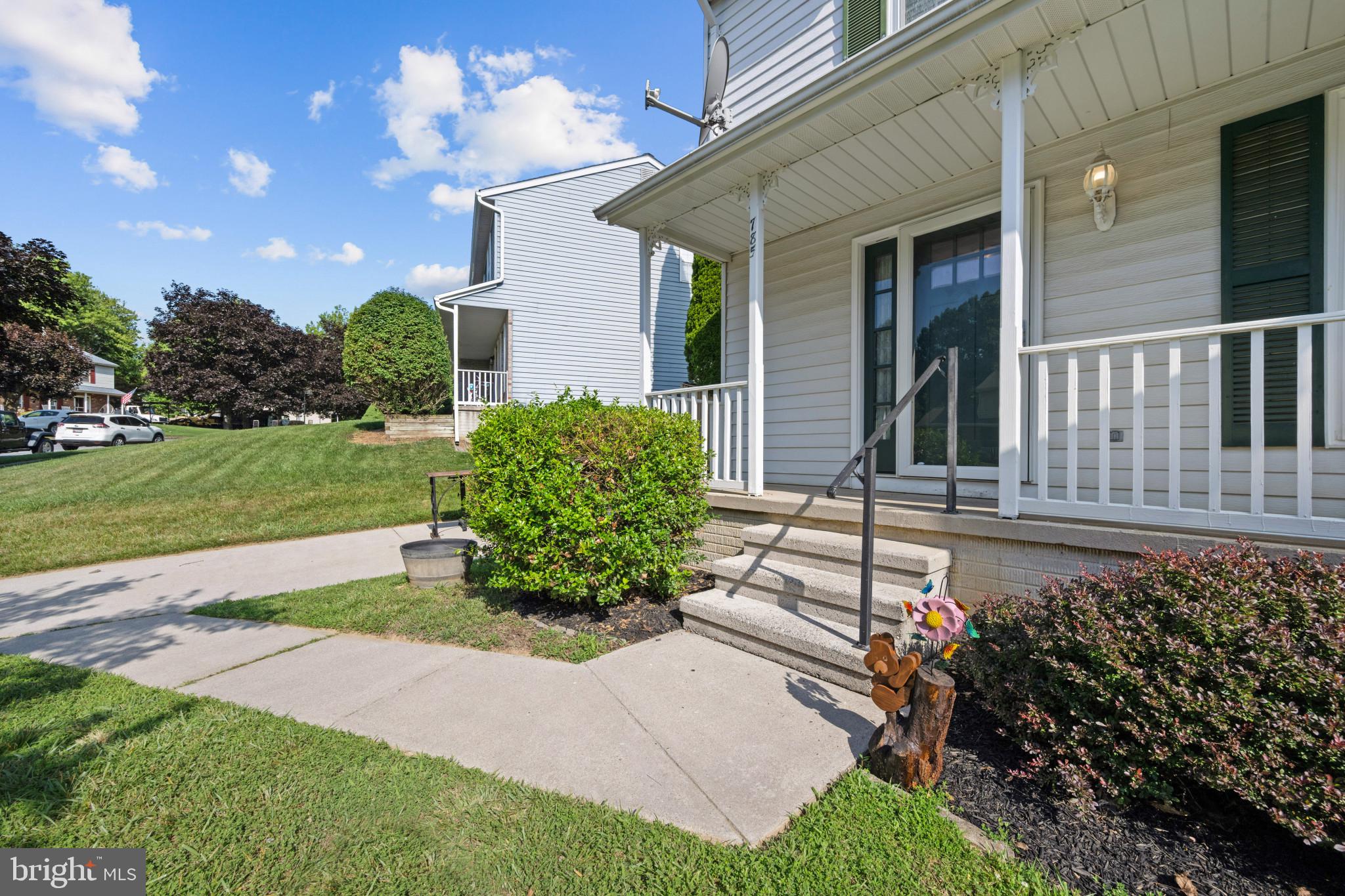 785 WOODSMAN CIRCLE