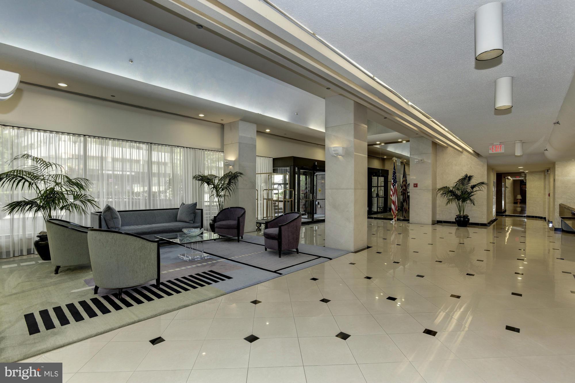 THE CARLETON OF CHEVY CHASE - Residential