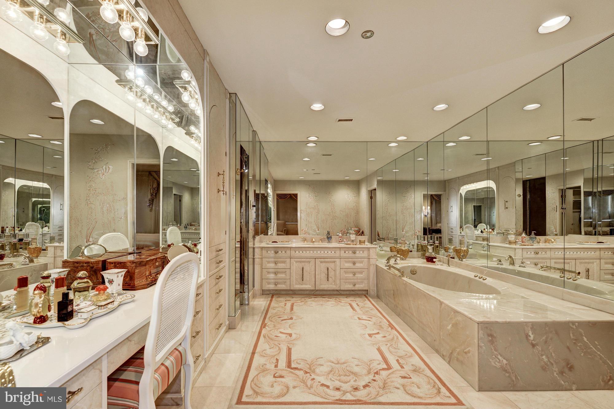 THE CARLETON OF CHEVY CHASE - Residential