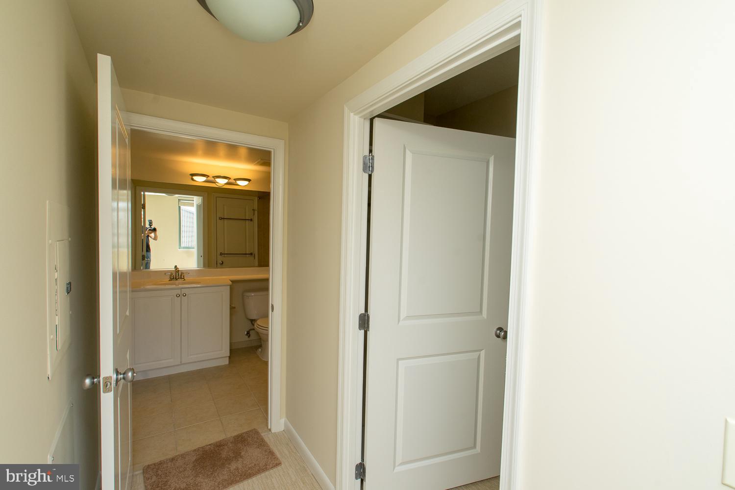 CONTINENTAL - Residential Lease