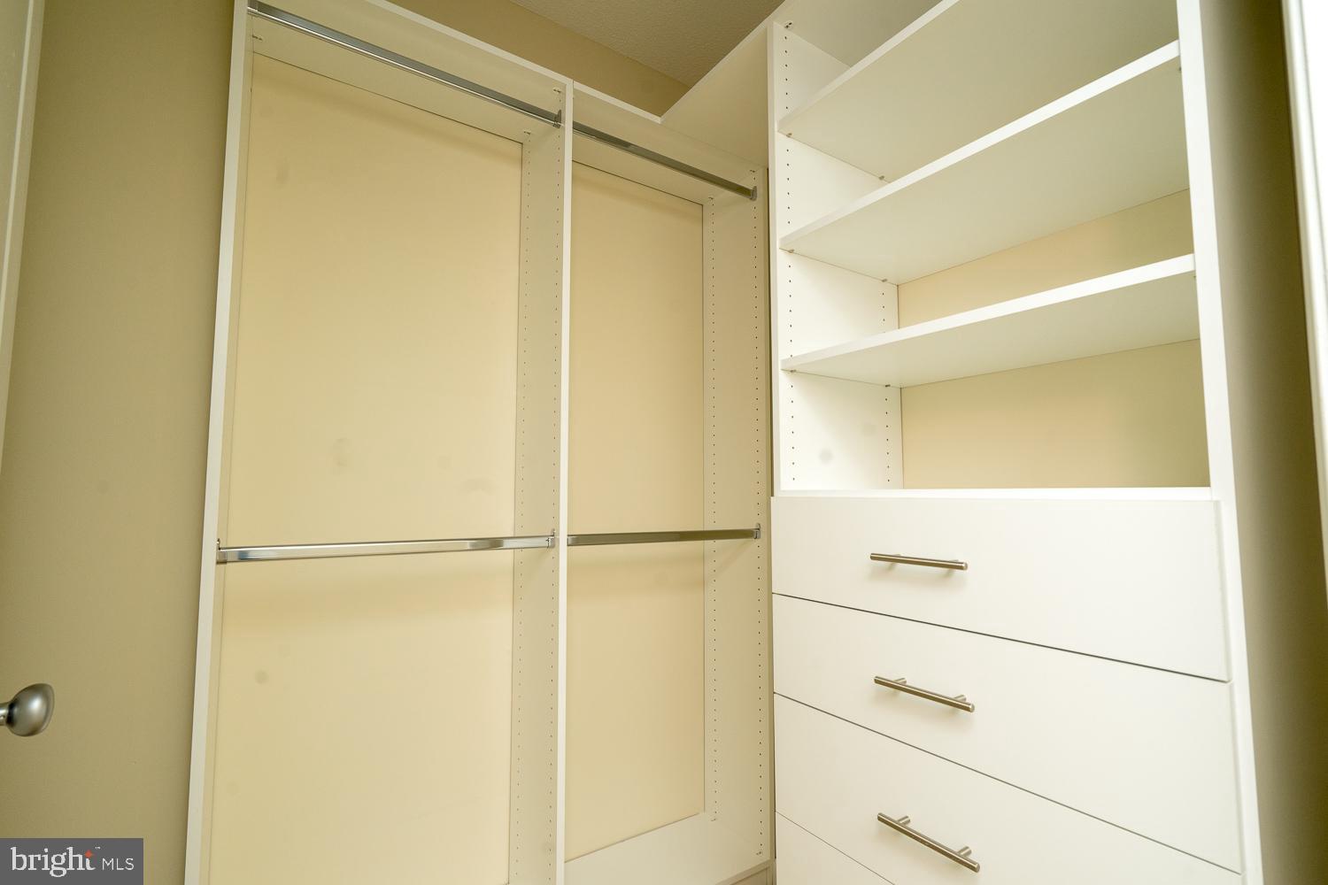 CONTINENTAL - Residential Lease