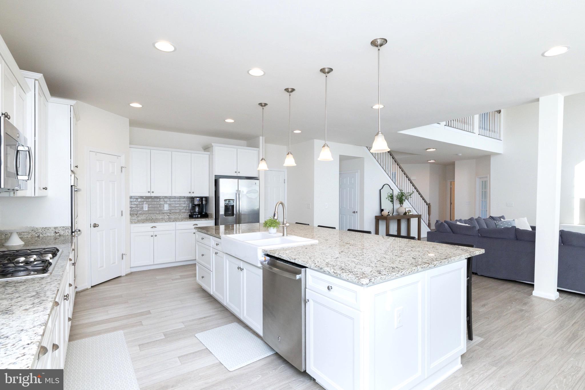 CANTER ESTATES - Residential