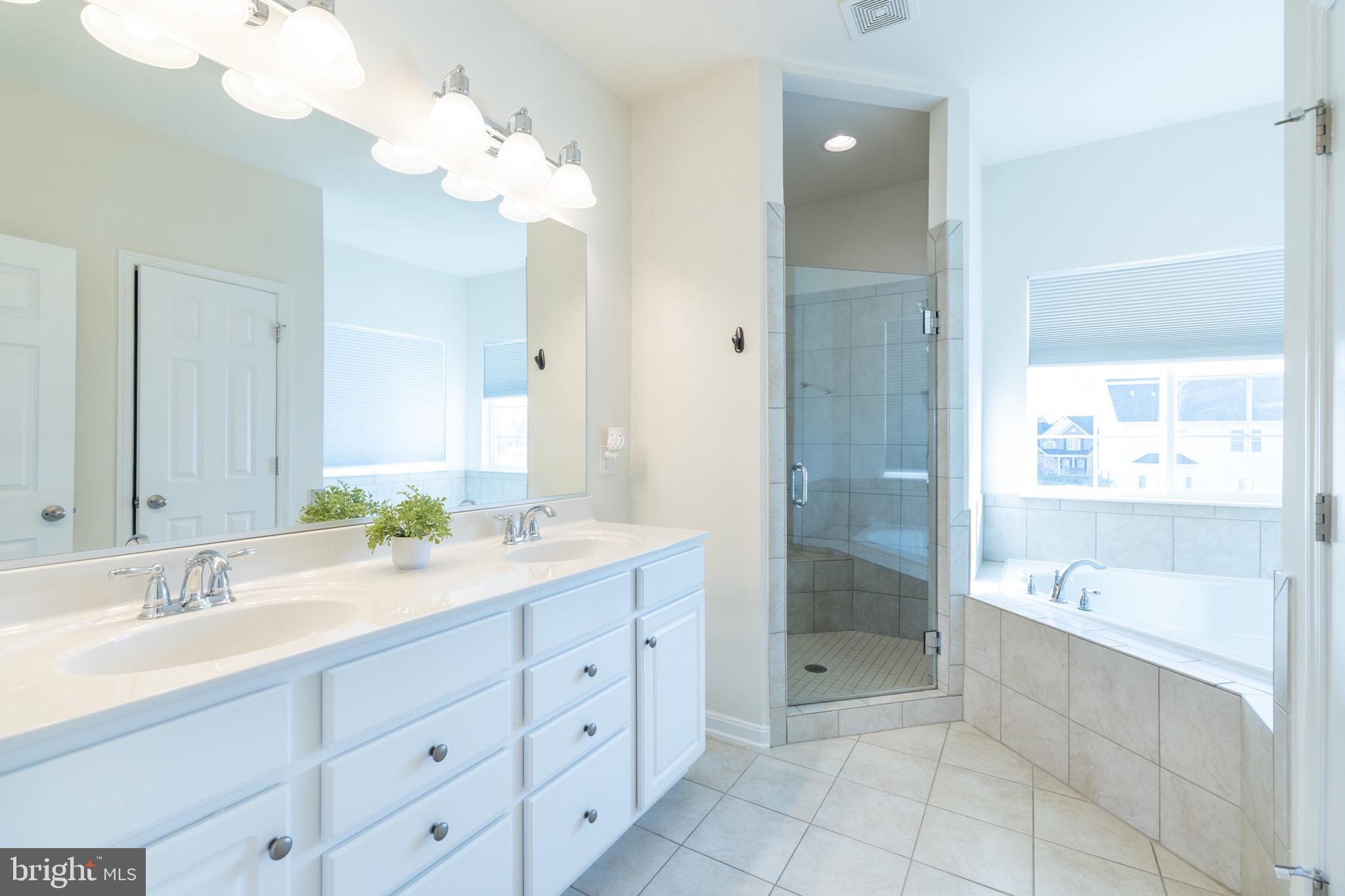 CANTER ESTATES - Residential