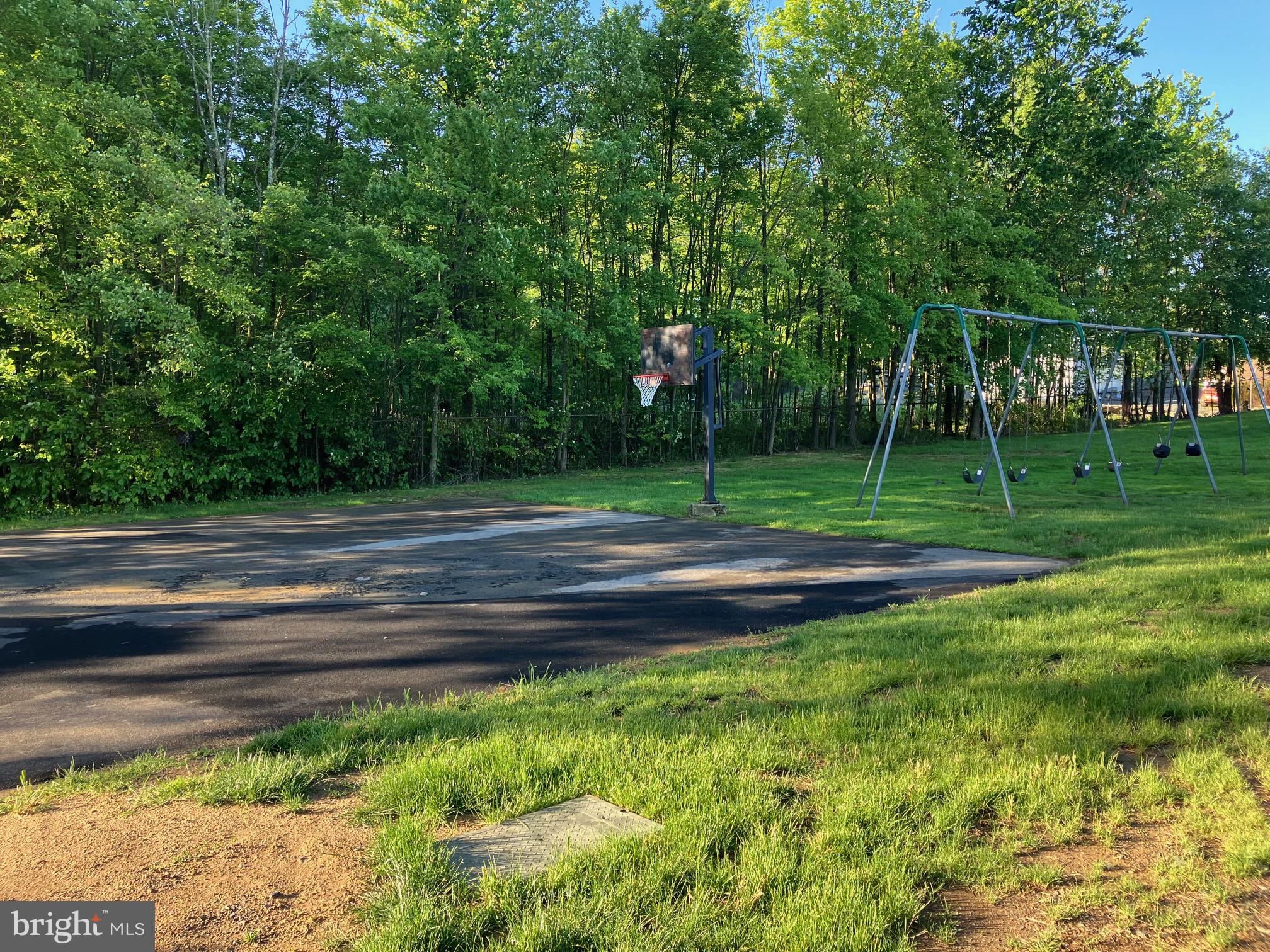 MOUNTAIN VILLAGE - Residential