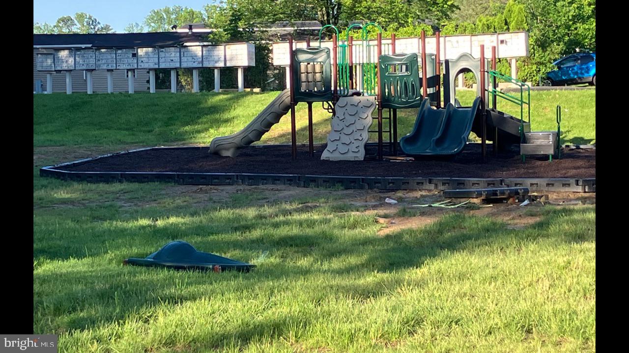 MOUNTAIN VILLAGE - Residential