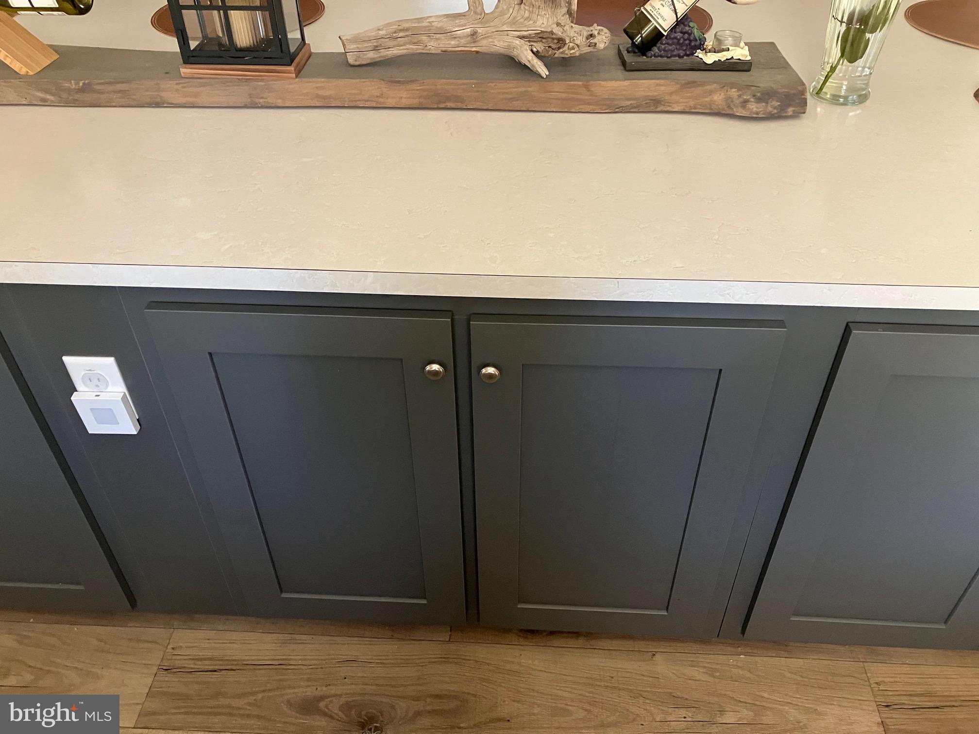 MOUNTAIN VILLAGE - Residential