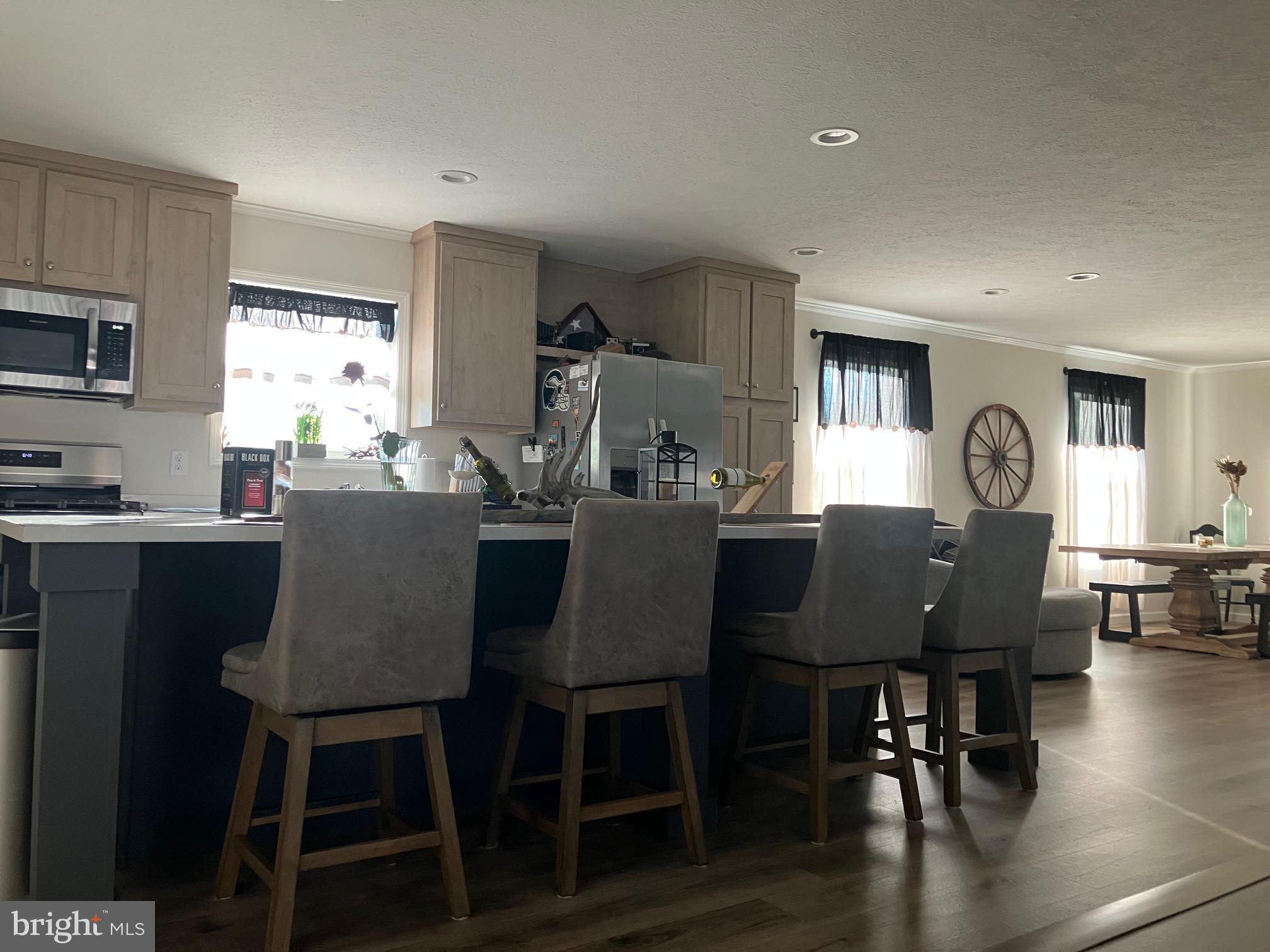 MOUNTAIN VILLAGE - Residential