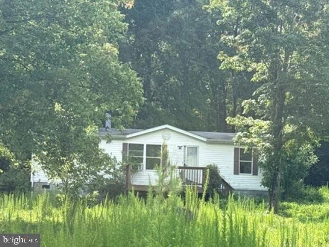 9034 Dutton Road, North, VA, 23128