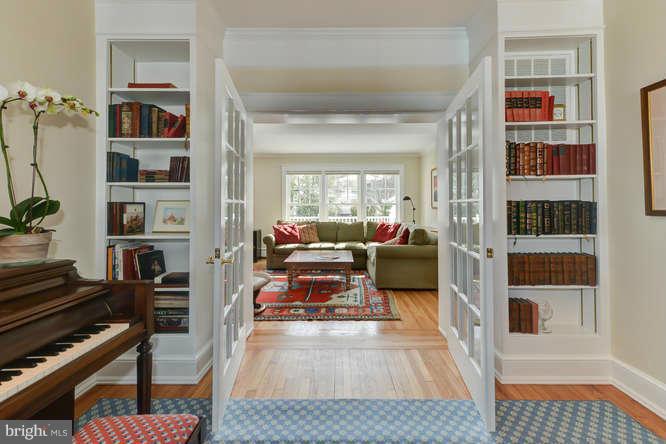 MOUNT VERNON PARK - Residential Lease