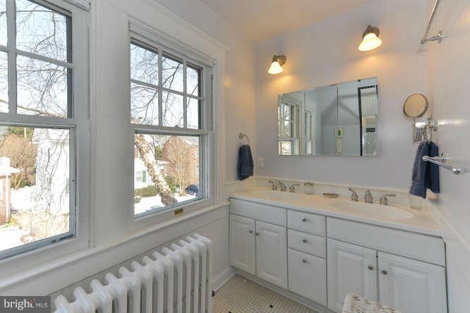 MOUNT VERNON PARK - Residential Lease