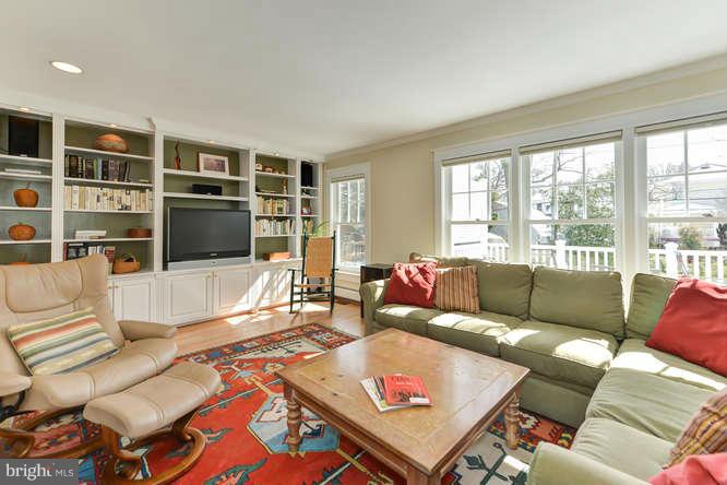 MOUNT VERNON PARK - Residential Lease