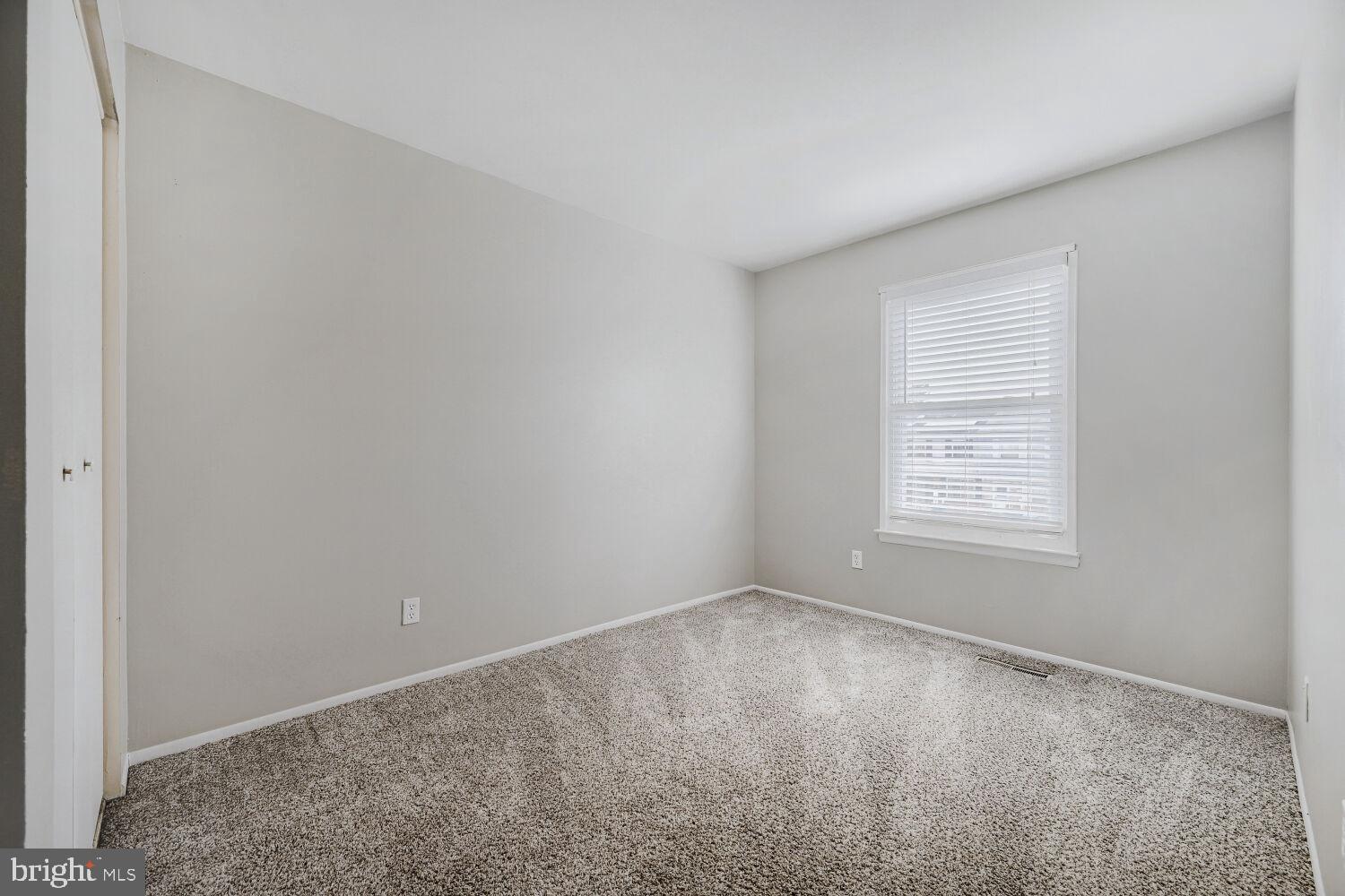 HARFORD SQUARE - Residential