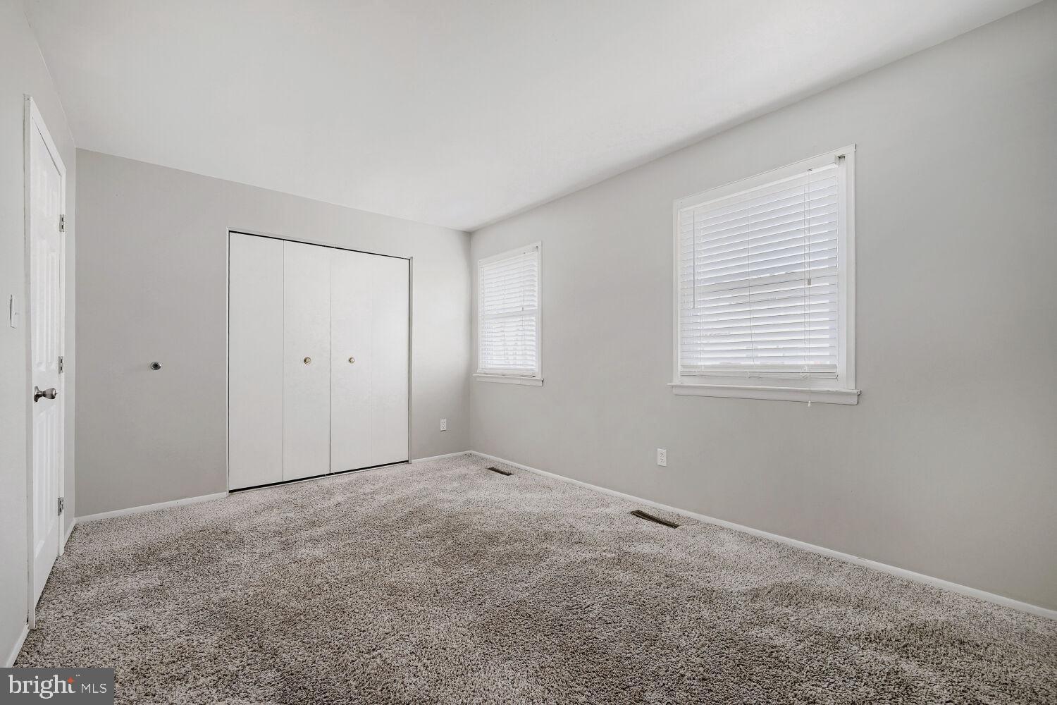 HARFORD SQUARE - Residential