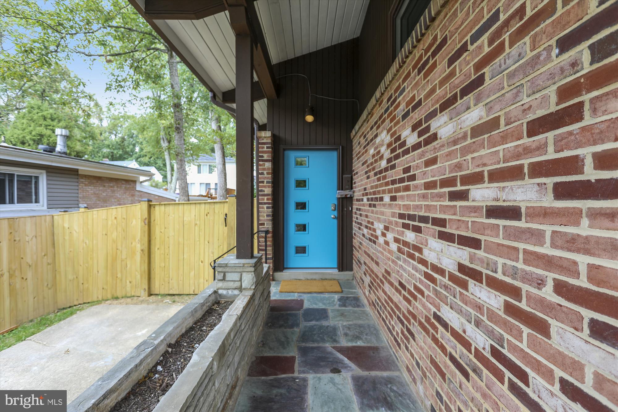 GREENWICH FOREST - Residential Lease