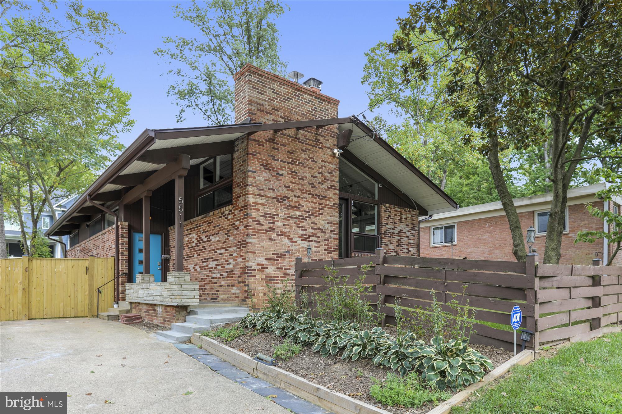 GREENWICH FOREST - Residential Lease