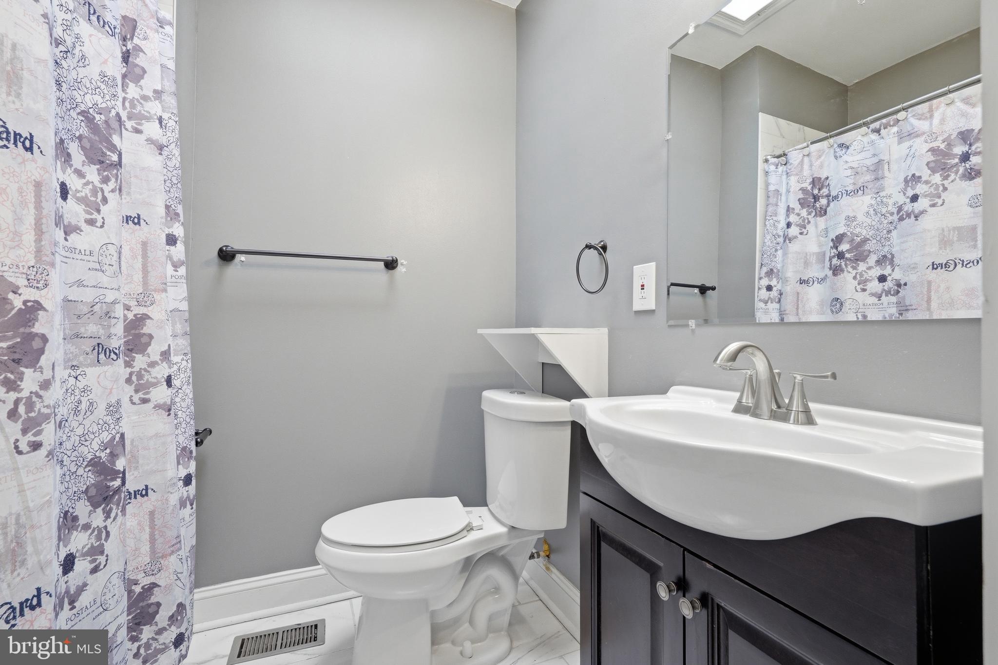 BALTIMORE HIGHLANDS - Residential