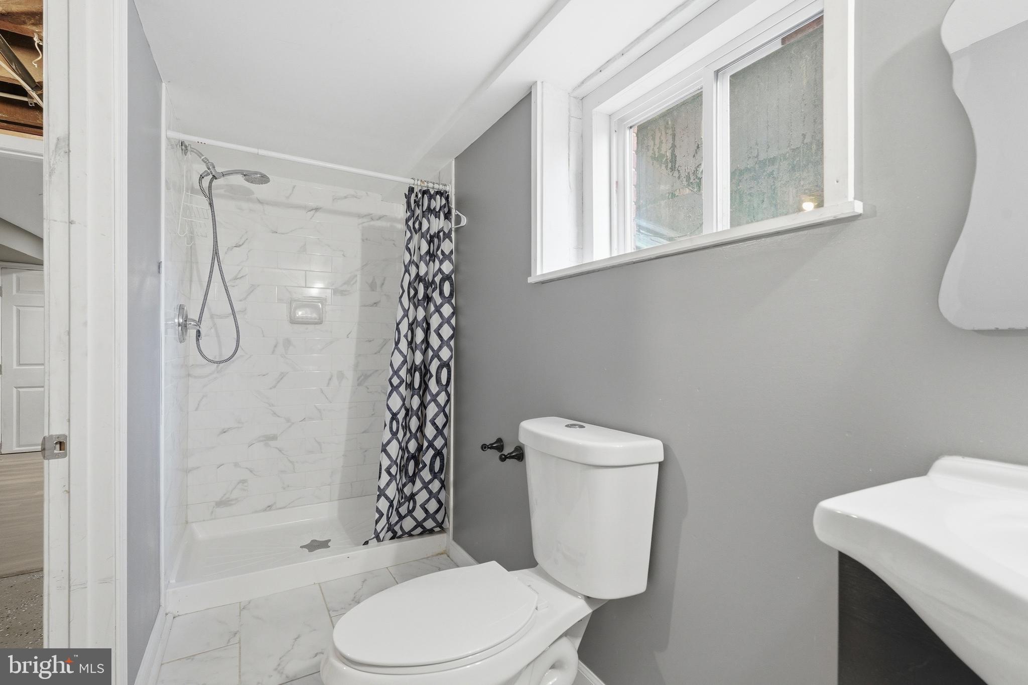 BALTIMORE HIGHLANDS - Residential