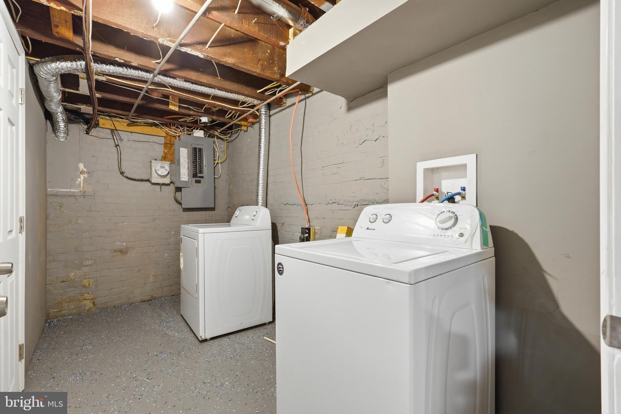 BALTIMORE HIGHLANDS - Residential