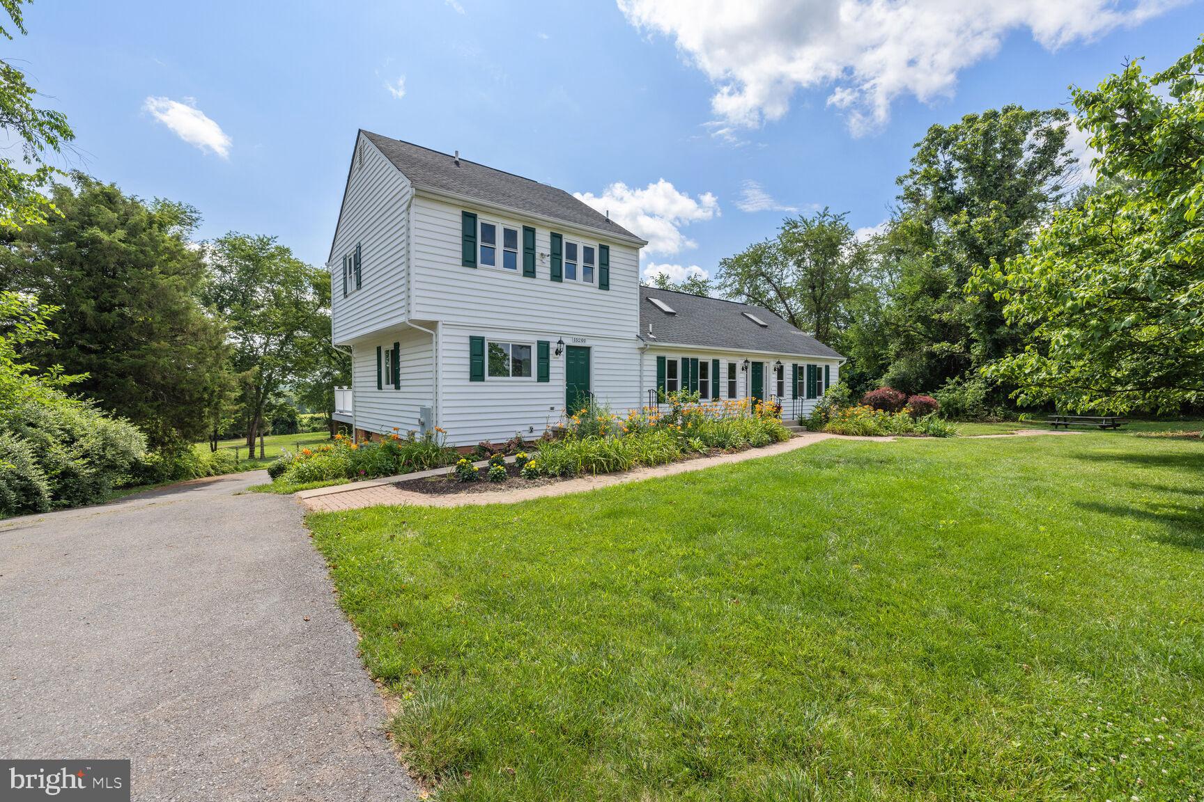 POOLESVILLE OUTSIDE - Residential