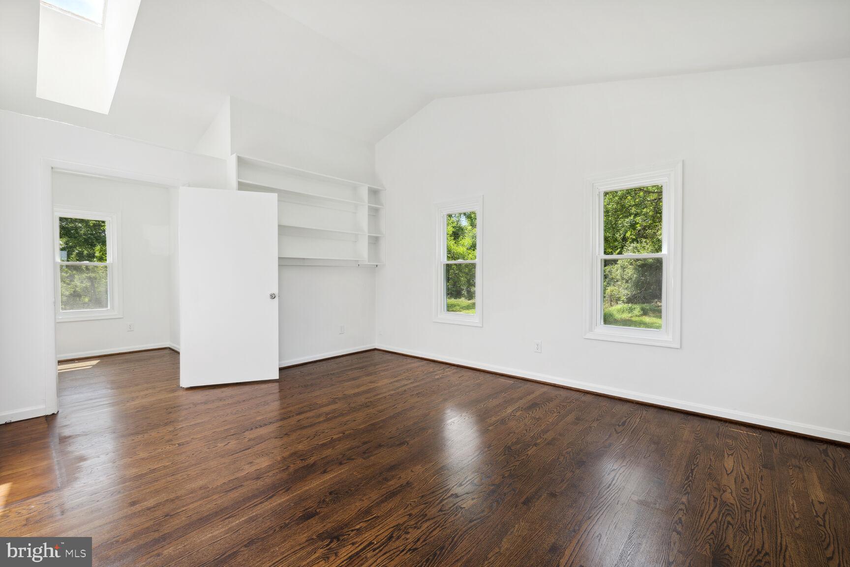 POOLESVILLE OUTSIDE - Residential