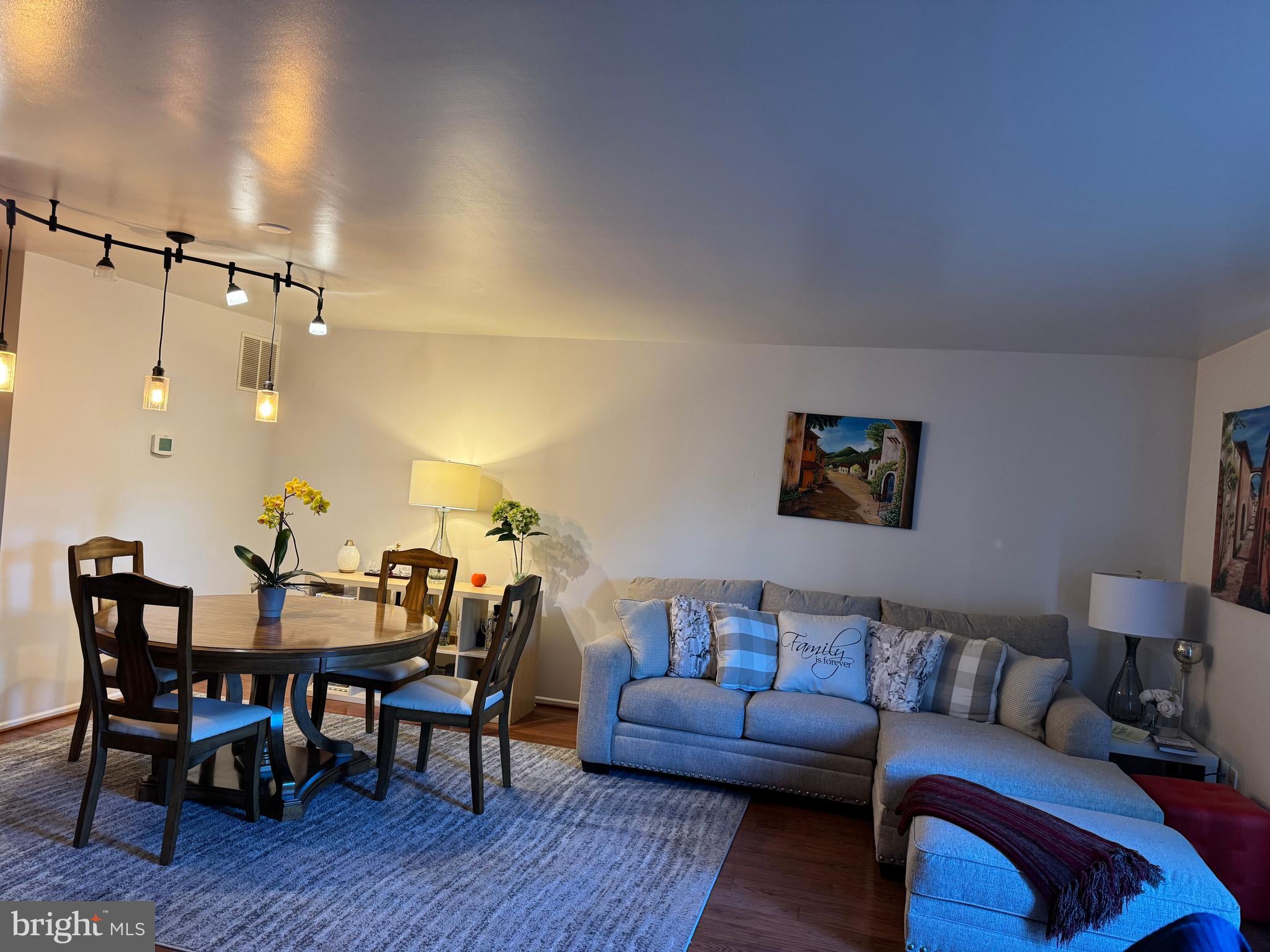 35 SUNNYVALE COURT