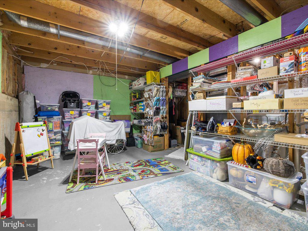 WOODSHIRE VILLAGE - Residential