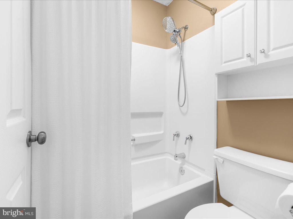 WOODSHIRE VILLAGE - Residential