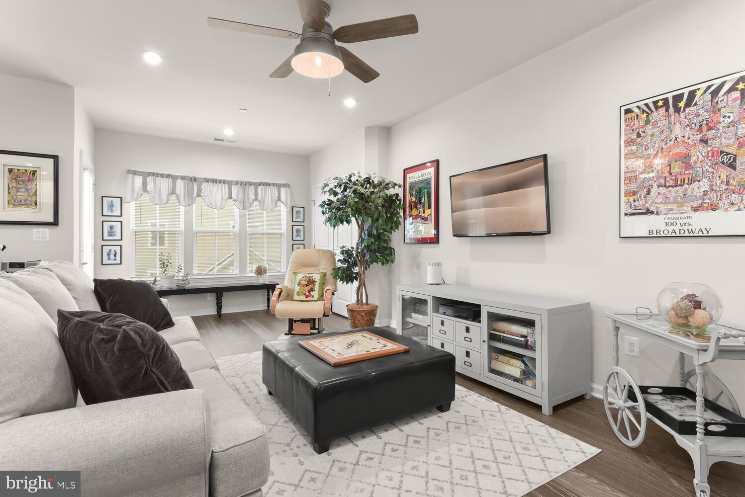 ELLICOTTS RETREAT - Residential