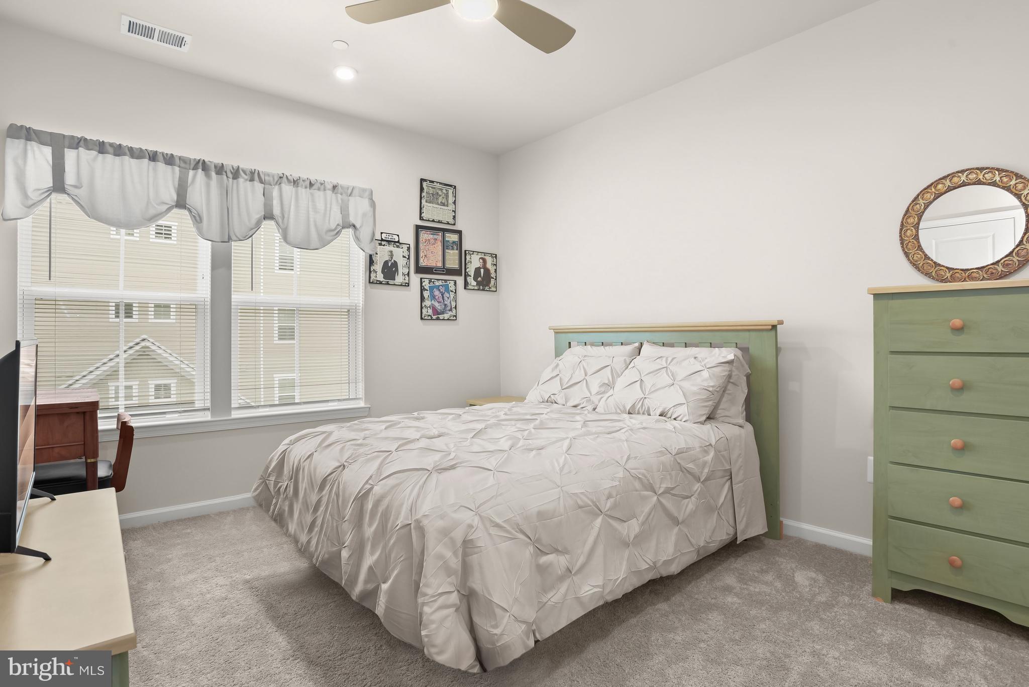 ELLICOTTS RETREAT - Residential