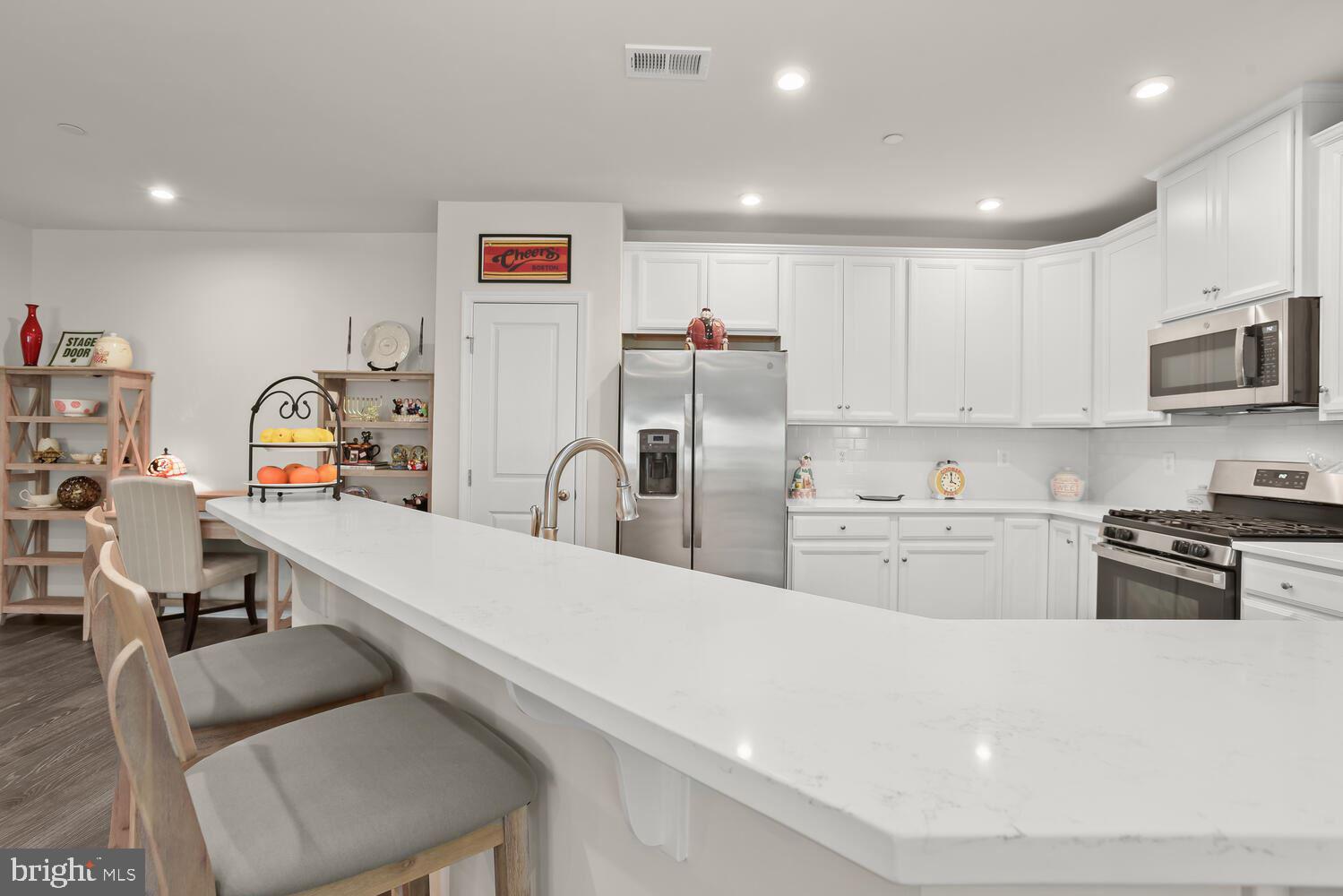 ELLICOTTS RETREAT - Residential