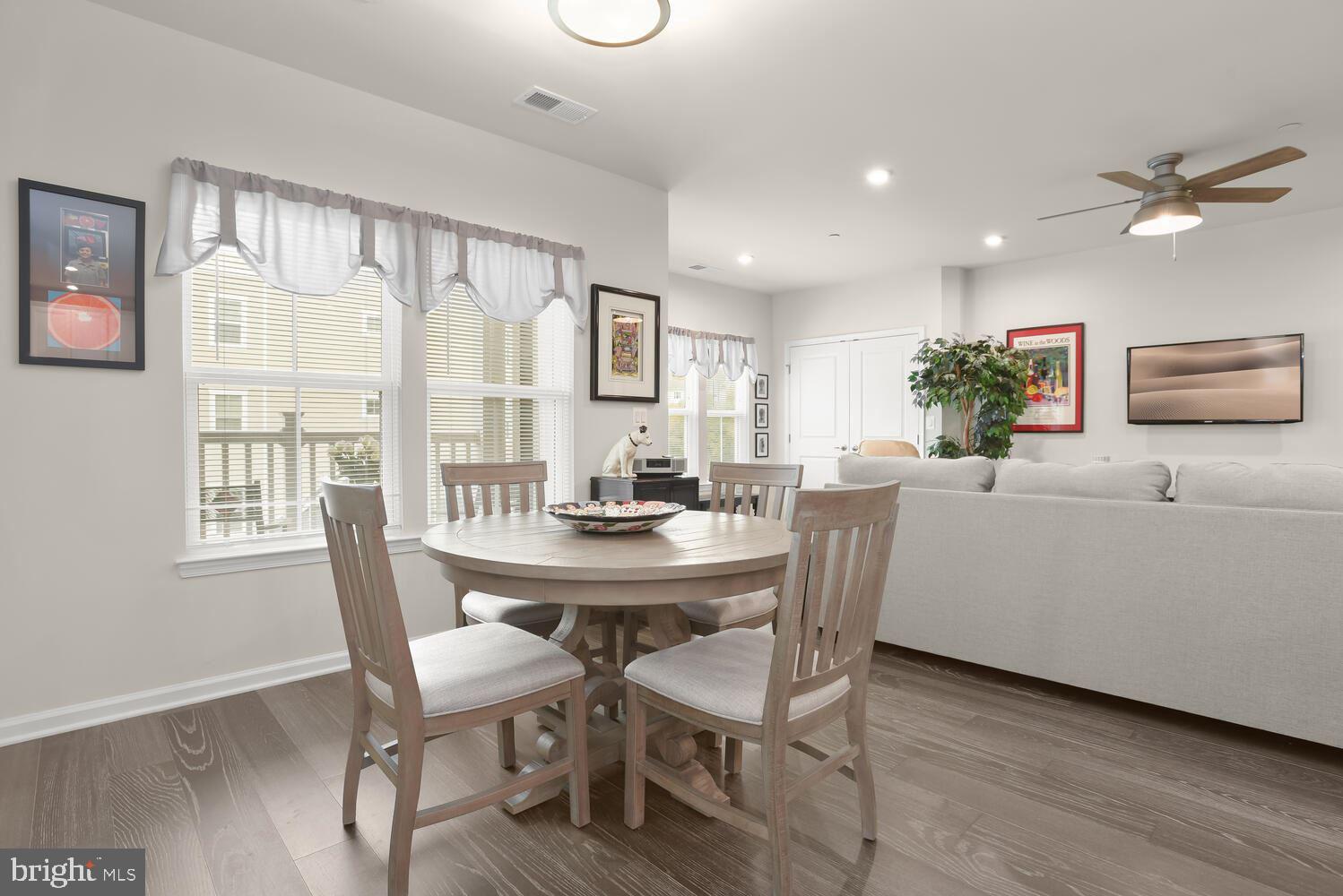 ELLICOTTS RETREAT - Residential