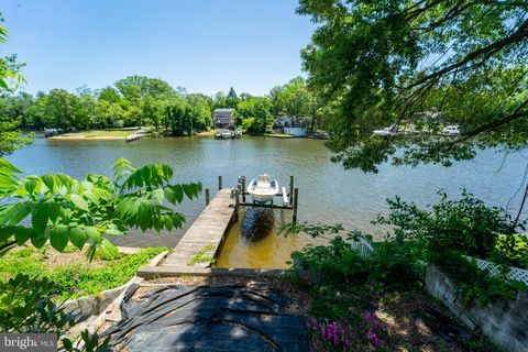 555 RIVERSIDE DRIVE PASADENA MD 21122