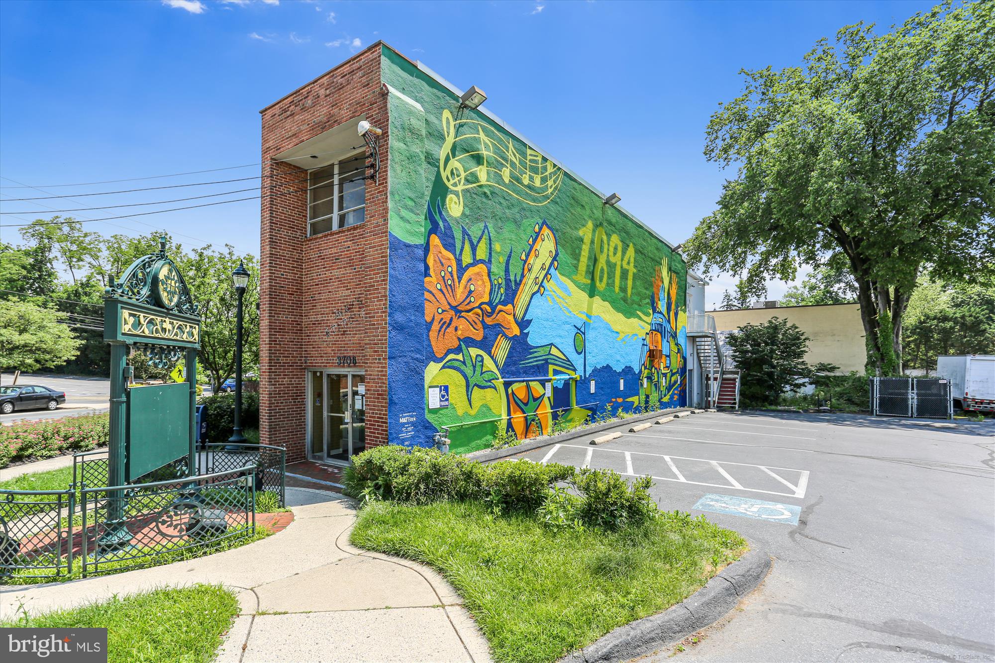 ROCK CREEK HILLS - Residential