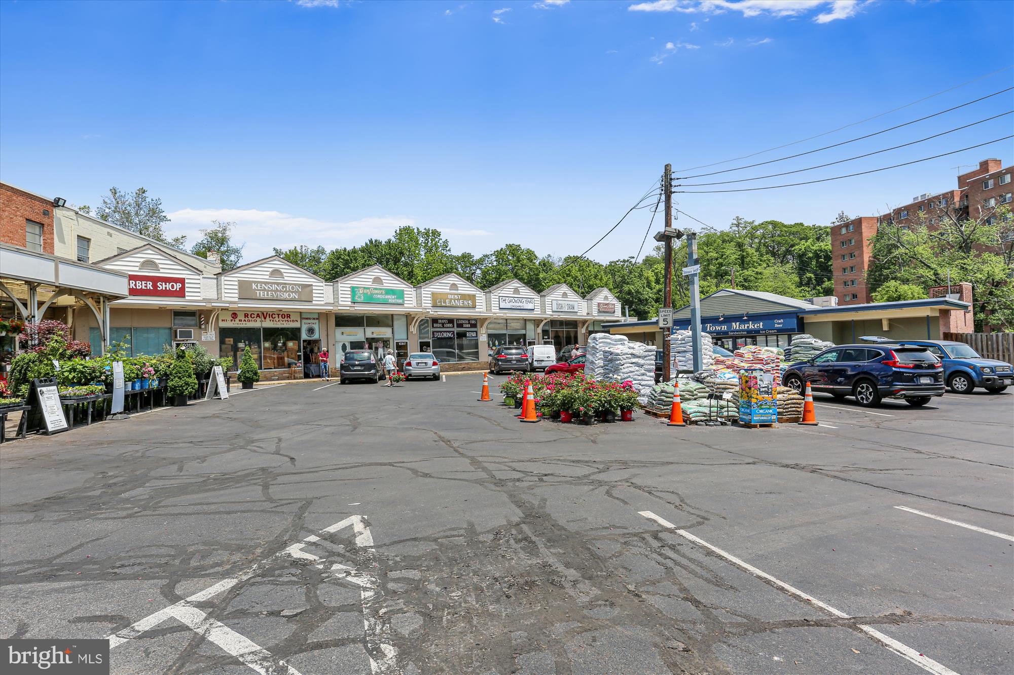 ROCK CREEK HILLS - Residential