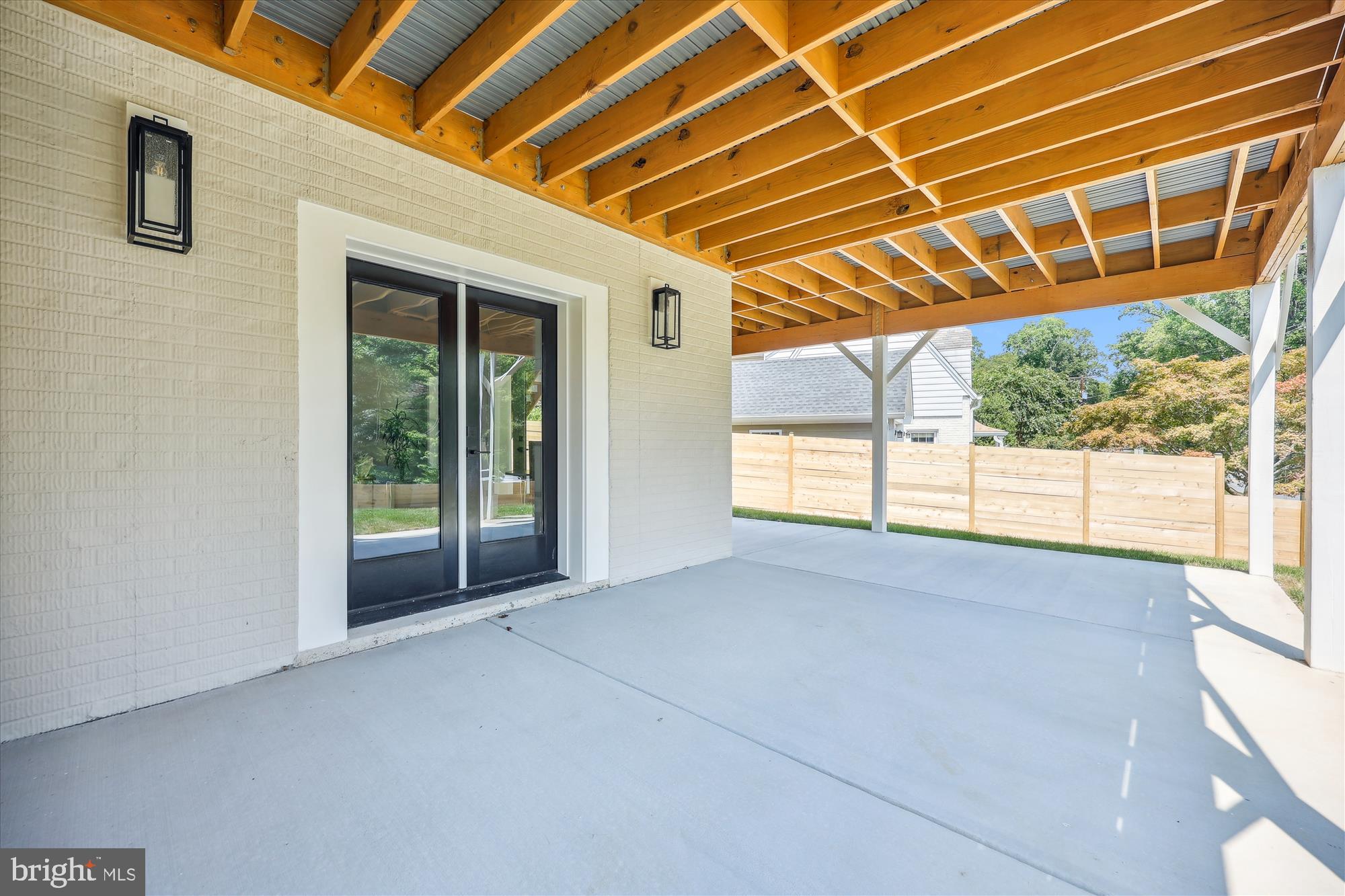 ROCK CREEK HILLS - Residential