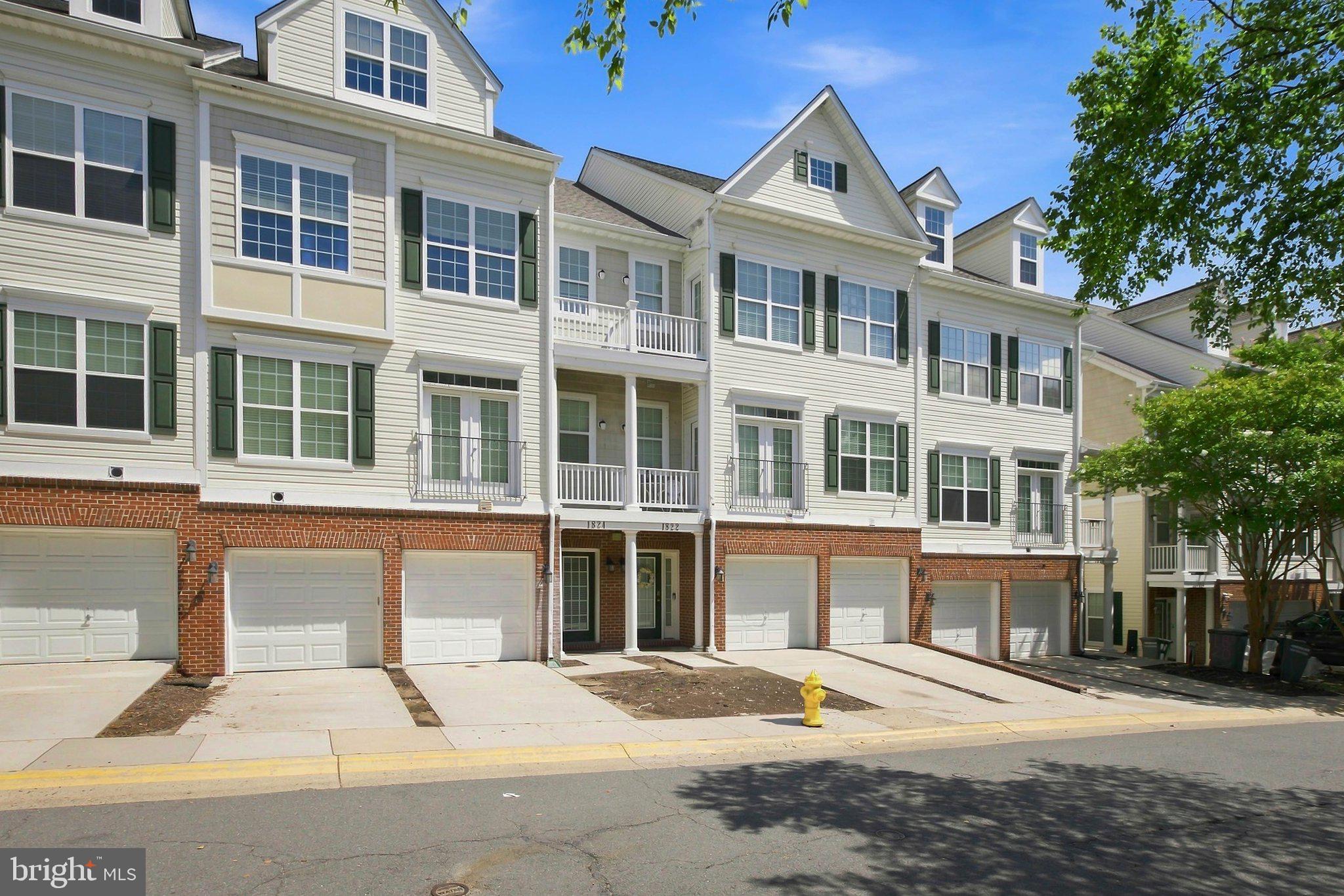 1824 CEDAR COVE WAY 201
