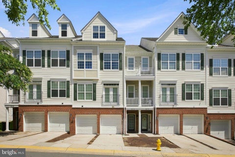 Condo For Rent - 1824 Cedar Cove Way #201<br/> Prince William County, WOODBRIDGE, VA 22191