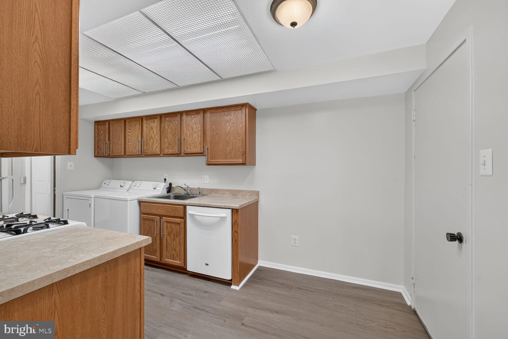 10251 PRINCE PLACE 32-106