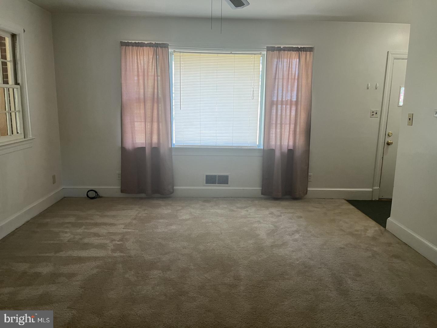 4906 HOOD DRIVE